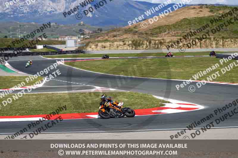 cadwell no limits trackday;cadwell park;cadwell park photographs;cadwell trackday photographs;enduro digital images;event digital images;eventdigitalimages;navarra;no limits trackdays;peter wileman photography;racing digital images;trackday digital images;trackday photos